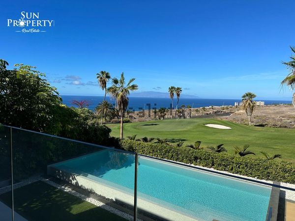 Detached house in La Caleta, Adeje — image 5