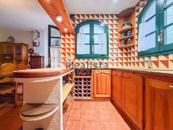 6-bedroom freehold villa in Blanes — photo 4 of 5