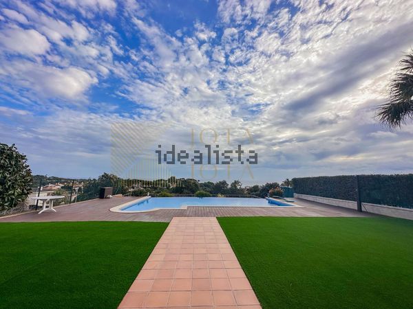 Detached house in Avenida de puig de castellet Nn, Can Carbó - Mas Baell, Lloret de Mar — image 4