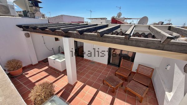 3-bedroom freehold villa in Marbella — photo 2 of 5