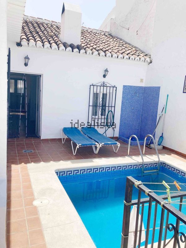 2-bedroom freehold villa in Nerja — photo 2 of 5