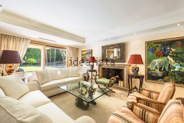 4-bedroom freehold villa in Marbella — photo 2 of 5