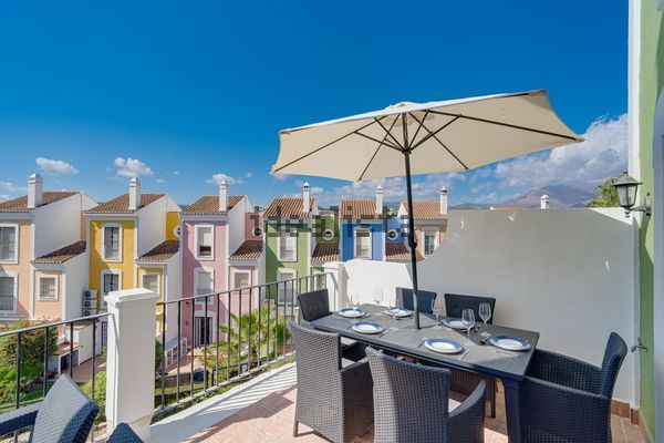 3-bedroom freehold villa in Casares — photo 5 of 5