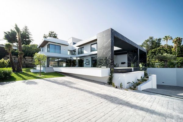 6-bedroom freehold villa in Estepona — photo 4 of 5