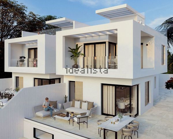 4-bedroom freehold villa in Nerja — photo 4 of 5