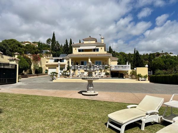 Detached house in Diseminado Pantoja, 110, Altos de Estepona, Estepona — image 3