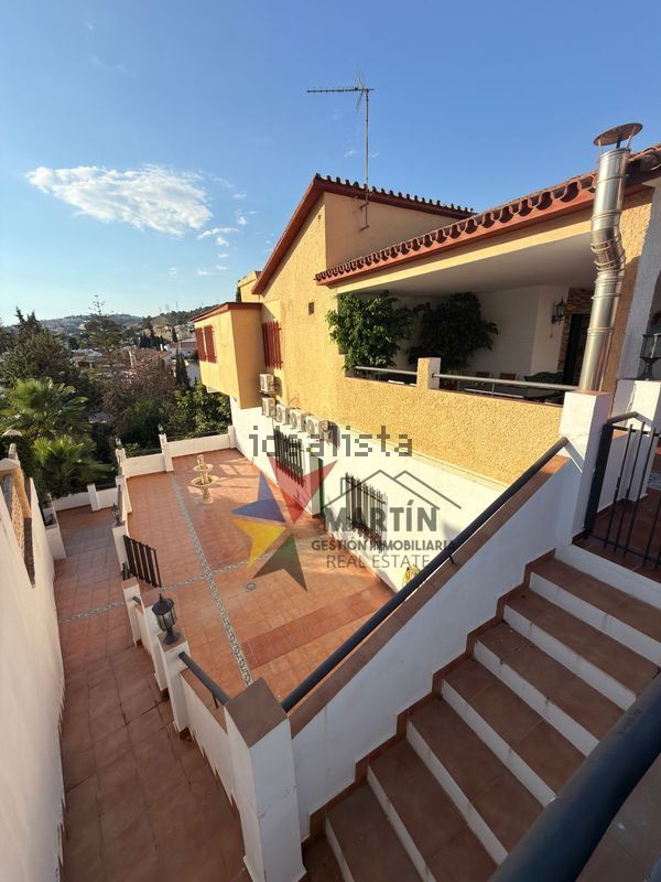 13-bedroom freehold villa in Málaga — photo 2 of 5