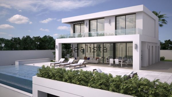 3-bedroom freehold villa in Mijas — photo 1 of 5