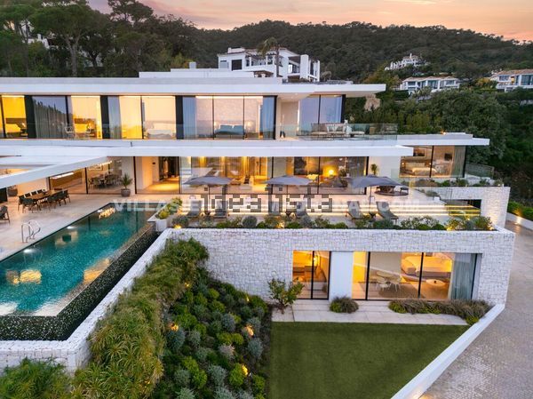 8-bedroom freehold villa in Benahavís — photo 5 of 5