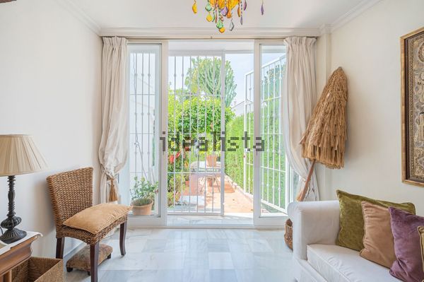 3-bedroom freehold villa in Marbella — photo 4 of 5