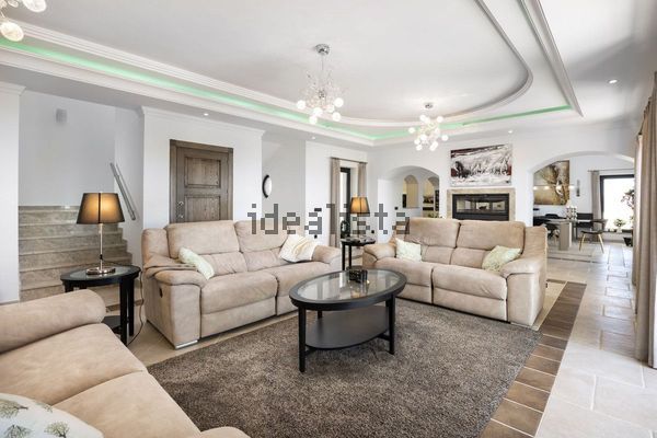 Detached house in Vía, Valtocado - La Alquería - La Atalaya, Mijas — image 3