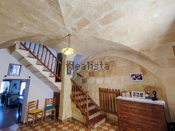 Village house in Calle de Sant Cristòfol, Ciutadella, Ciutadella de Menorca — image 3