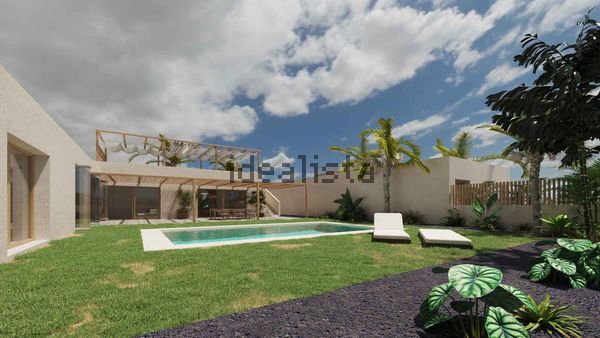 Detached house in Calle Alcaudón Nn, Corralejo, La Oliva — image 3
