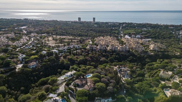5-bedroom freehold villa in Marbella — photo 5 of 5