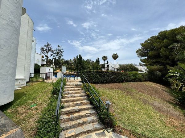 Terraced house in Avenida la Reserva de Marbella, Reserva de Marbella, Marbella — image 3