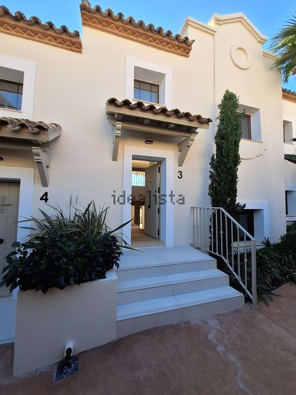 3-bedroom freehold villa in Estepona — photo 4 of 5