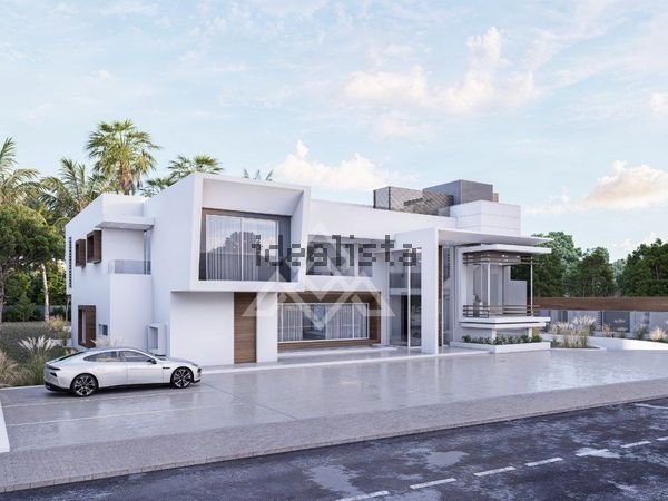 6-bedroom freehold villa in Marbella — photo 3 of 5