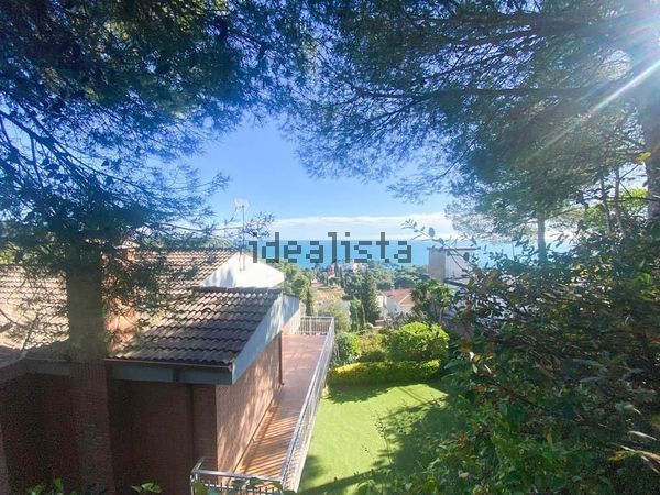 4-bedroom freehold villa in Lloret de Mar — photo 3 of 5