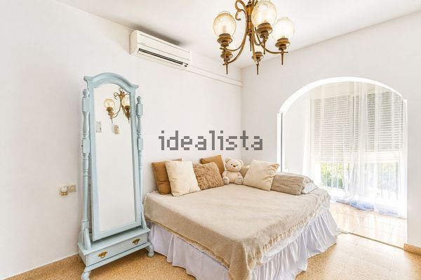 3-bedroom freehold villa in Estepona — photo 4 of 5