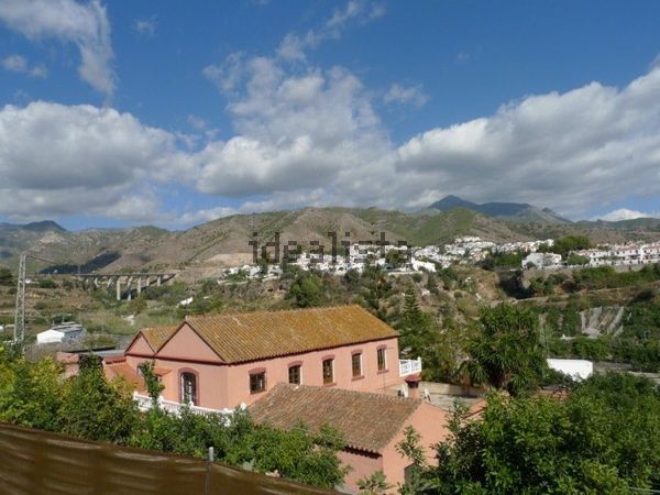 4-bedroom freehold villa in Nerja — photo 5 of 5