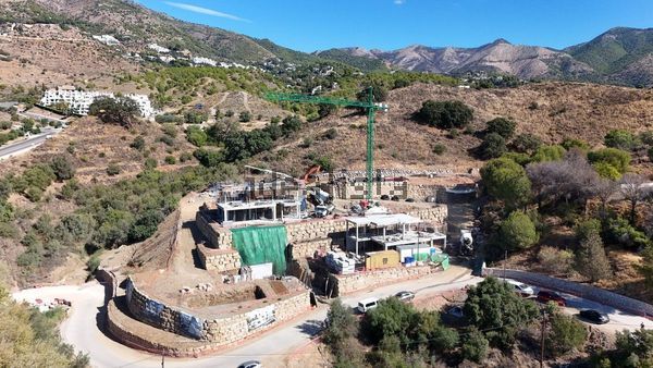 4-bedroom freehold villa in Mijas — photo 2 of 5