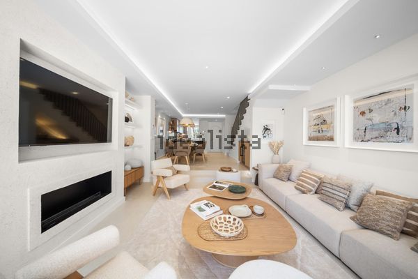 Terraced house in La Dama de Noche-La Alzambra, Marbella — image 4