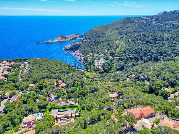 4-bedroom freehold villa in Begur — photo 3 of 5