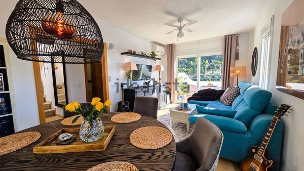 3-bedroom freehold villa in Casares — photo 3 of 5