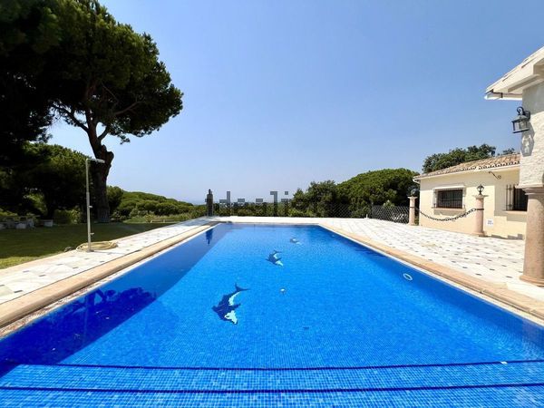 4-bedroom freehold villa in Marbella — photo 4 of 5