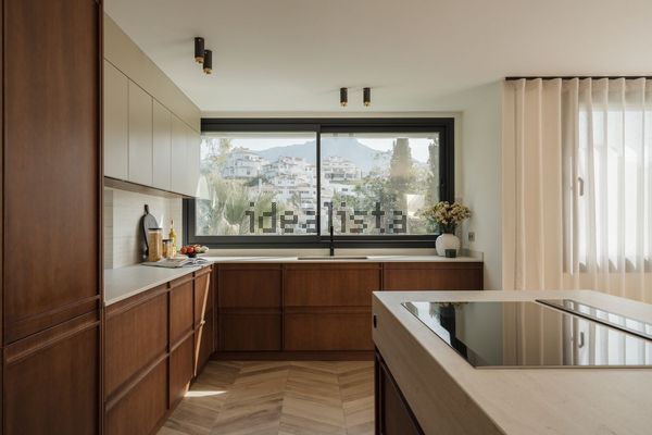 Detached house in Urbanizacion Nueva Andalucia 4j, 27, Los Naranjos, Marbella — image 5