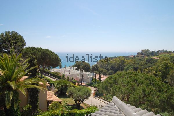 8-bedroom freehold villa in Blanes — photo 4 of 5