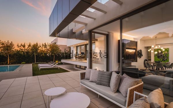 5-bedroom freehold villa in Benalmádena — photo 2 of 5