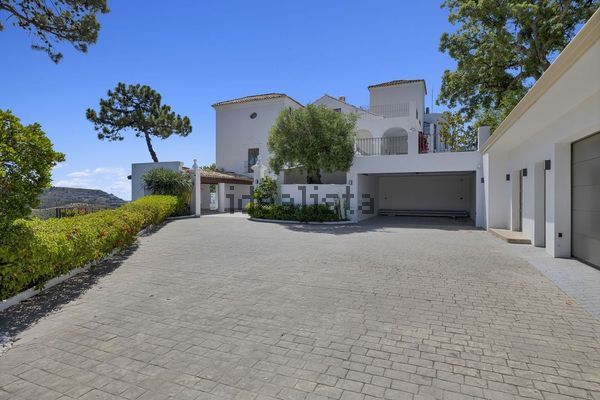 Detached house in Lugar Urbanizacion el Madroñal, 10 -a, El Madroñal, Benahavís — image 5