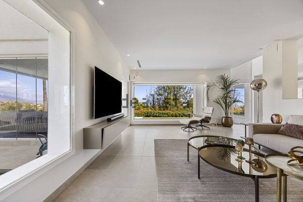 4-bedroom freehold villa in Benahavís — photo 4 of 5