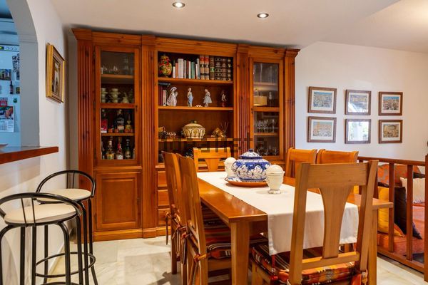 3-bedroom freehold villa in Estepona — photo 2 of 5