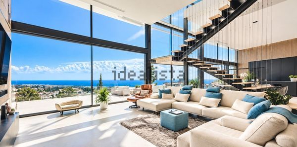 4-bedroom freehold villa in Marbella — photo 5 of 5