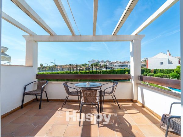 3-bedroom freehold villa in Estepona — photo 2 of 5
