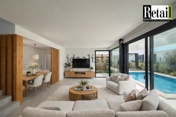 Terraced house in Calle Amatista, 15, Nueva Atalaya, Estepona — image 3