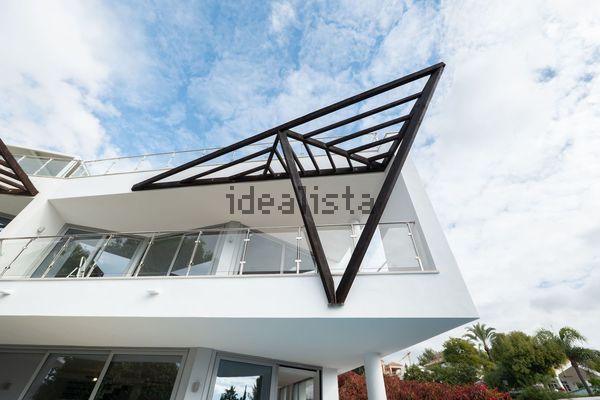 Terraced house in Calle Verdi, Sierra Blanca, Marbella — image 3