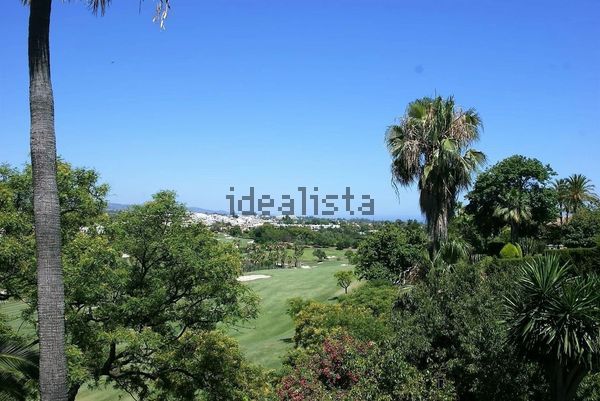 3-bedroom freehold villa in Marbella — photo 3 of 5