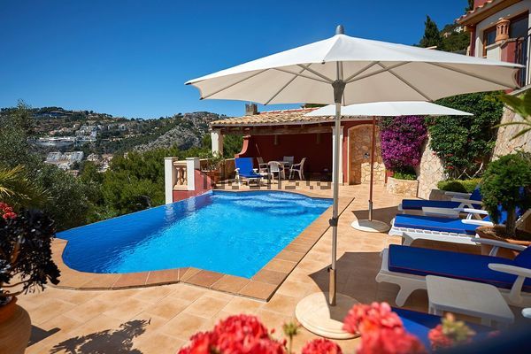 4-bedroom freehold villa in Andratx — photo 4 of 5