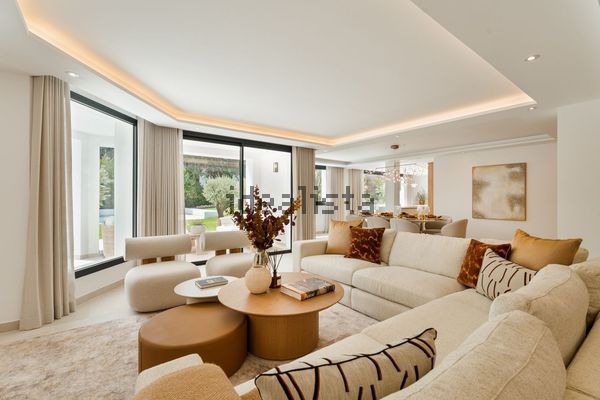 Detached house in Calle Bobadilla, 44, Sierra Blanca, Marbella — image 4