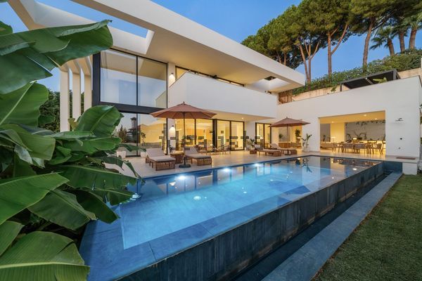 4-bedroom freehold villa in Marbella — photo 4 of 5