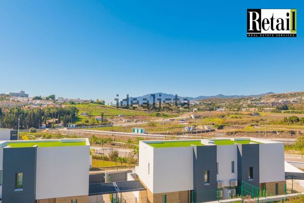 Terraced house in Calle Amatista, 10, Nueva Atalaya, Estepona — image 3