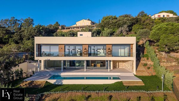 5-bedroom freehold villa in Castell-Platja d'Aro — photo 3 of 5