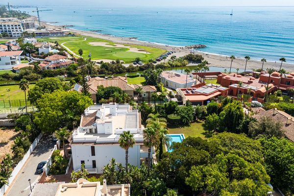 Detached house in Calle Galicia, Casasola, Estepona — image 5
