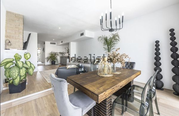 3-bedroom freehold villa in Estepona — photo 3 of 5