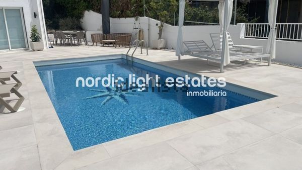 4-bedroom freehold villa in Nerja — photo 4 of 5