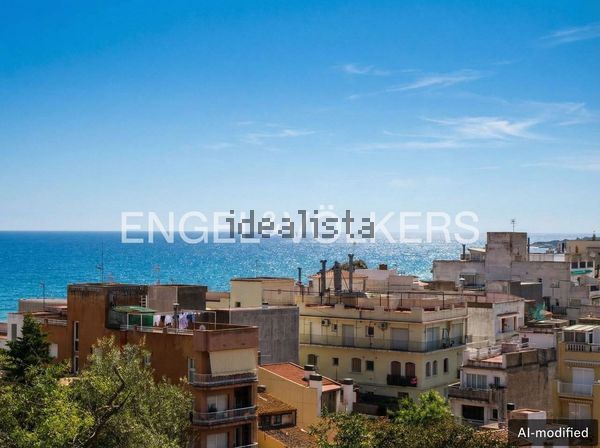 4-bedroom freehold villa in Blanes — photo 2 of 5