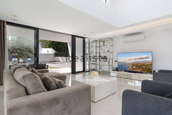 Detached house in Los Naranjos, Marbella — image 4